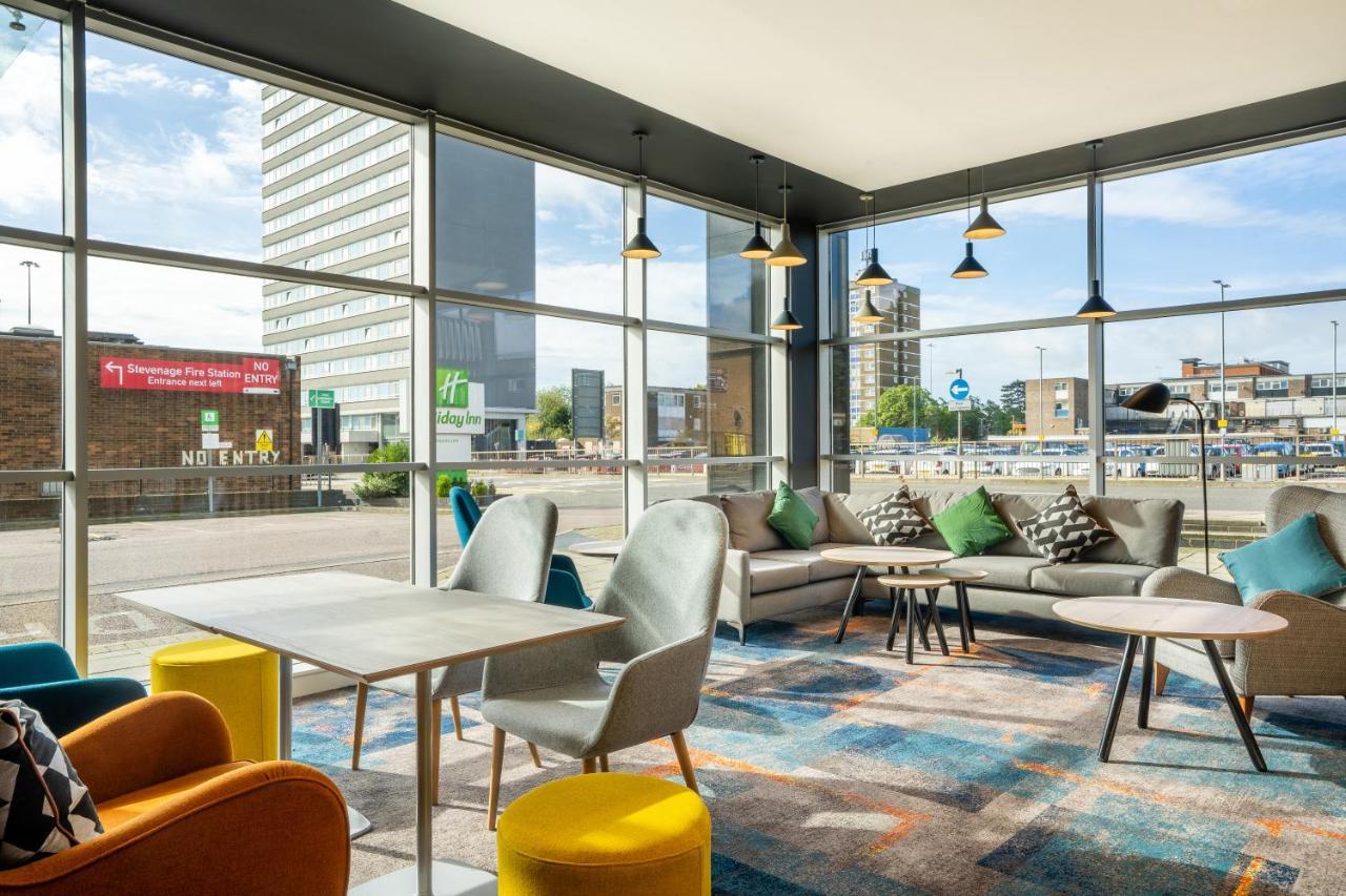 Holiday Inn Stevenage By Ihg מראה חיצוני תמונה