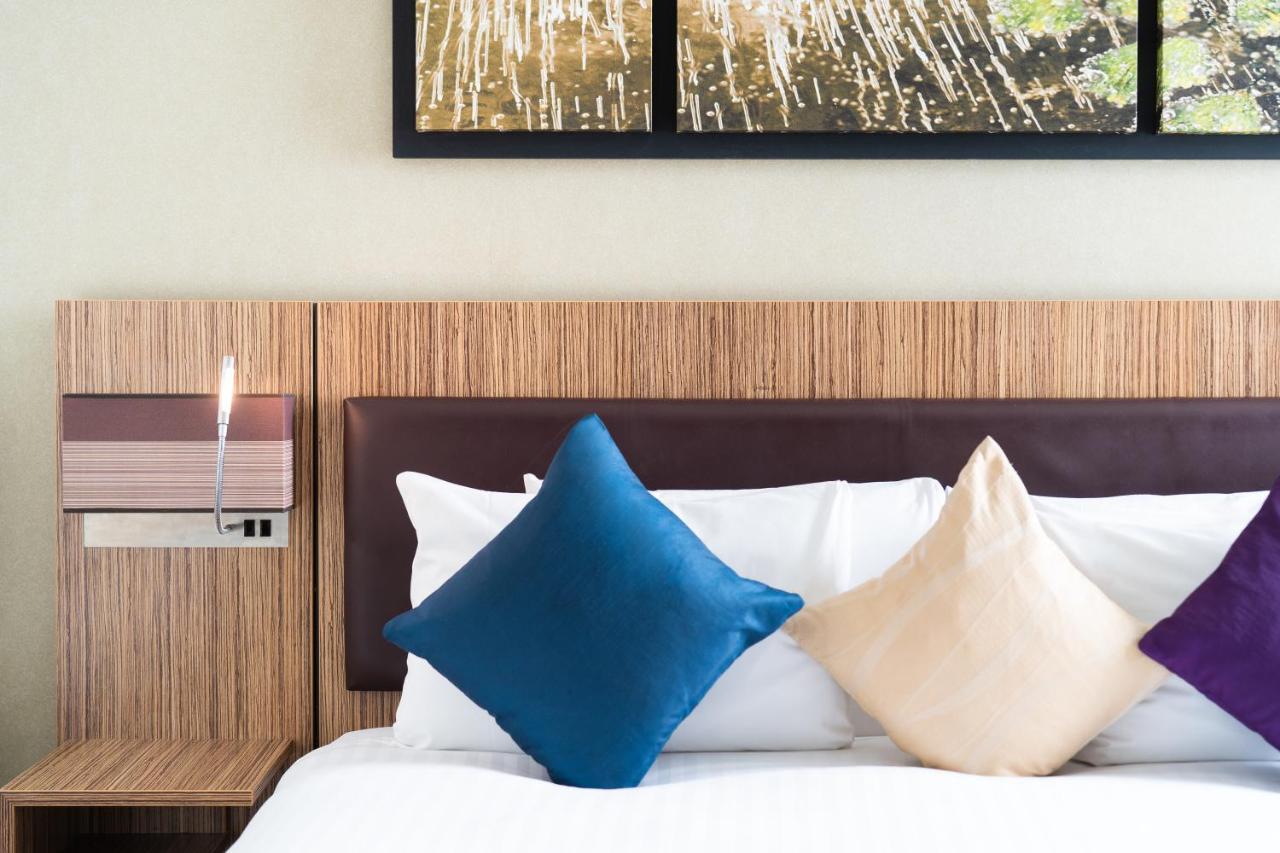 Holiday Inn Stevenage By Ihg מראה חיצוני תמונה