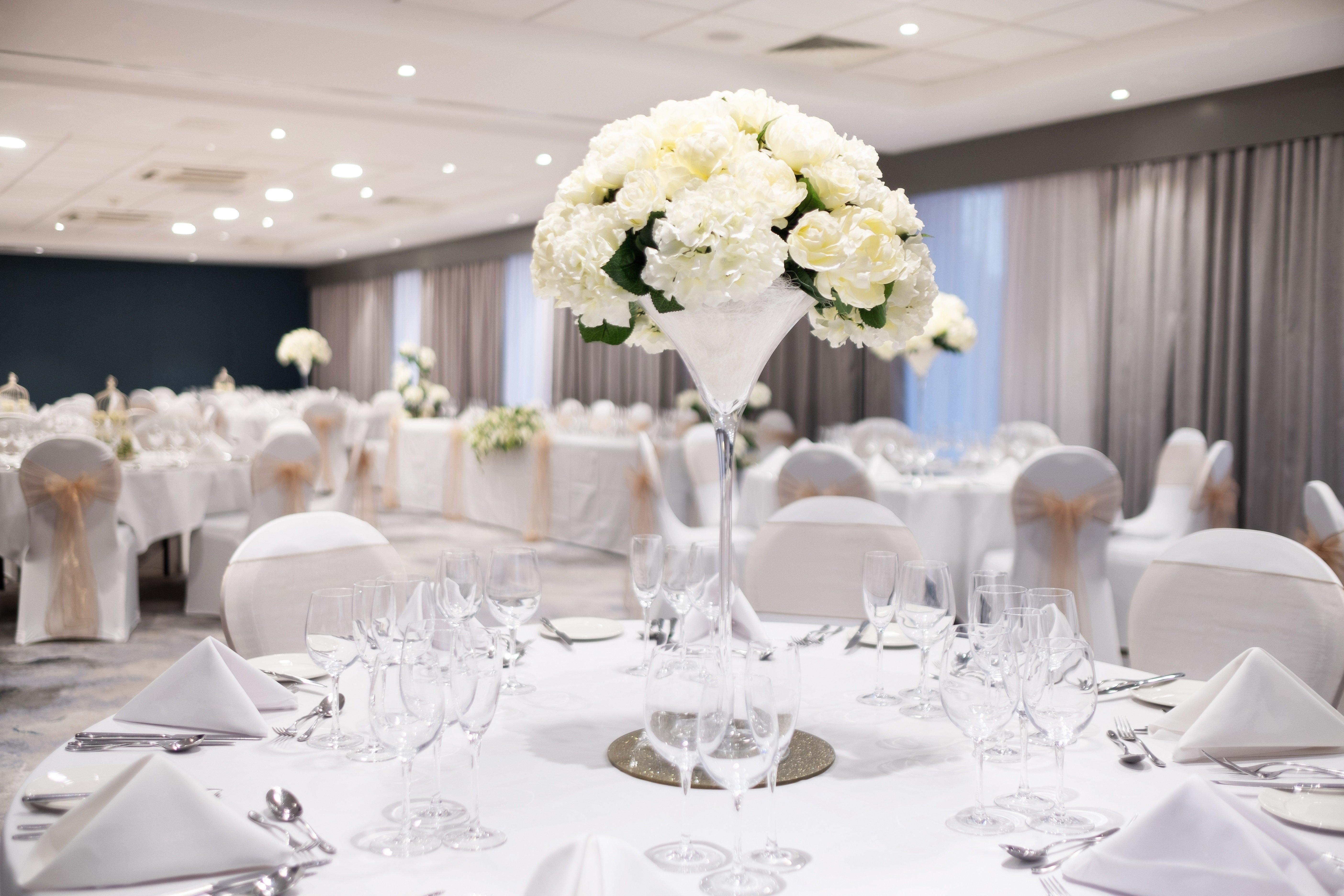 Holiday Inn Stevenage By Ihg מראה חיצוני תמונה